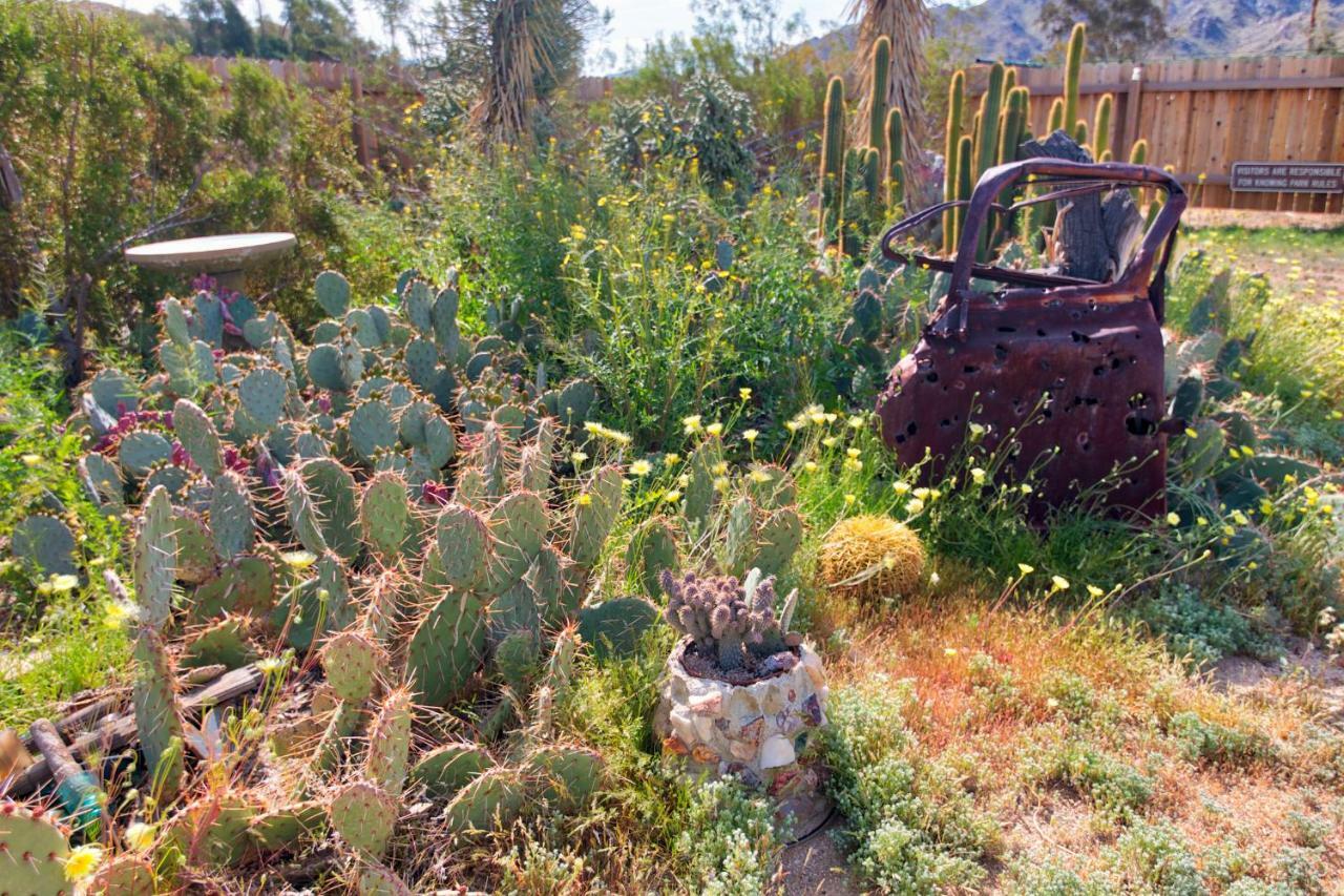Cactus Adobe Villa Twentynine Palms Bagian luar foto